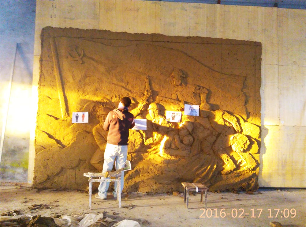 工程公告：消防題材玻璃鋼浮雕泥塑即將完工。