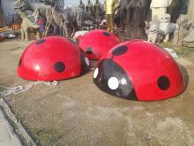 hj3764 玻璃鋼座椅樹池七星瓢蟲雕塑_玻璃鋼座椅樹池七星瓢蟲雕塑_濱州宏景雕塑有限公司