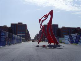 hj1734 不銹鋼雕塑—舞_青島國際服裝城不銹鋼雕塑、石雕、玻璃鋼雕塑_濱州宏景雕塑有限公司