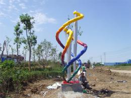 hj1738 不銹鋼雕塑-針線之魅_青島國際服裝城不銹鋼雕塑、石雕、玻璃鋼雕塑_濱州宏景雕塑有限公司